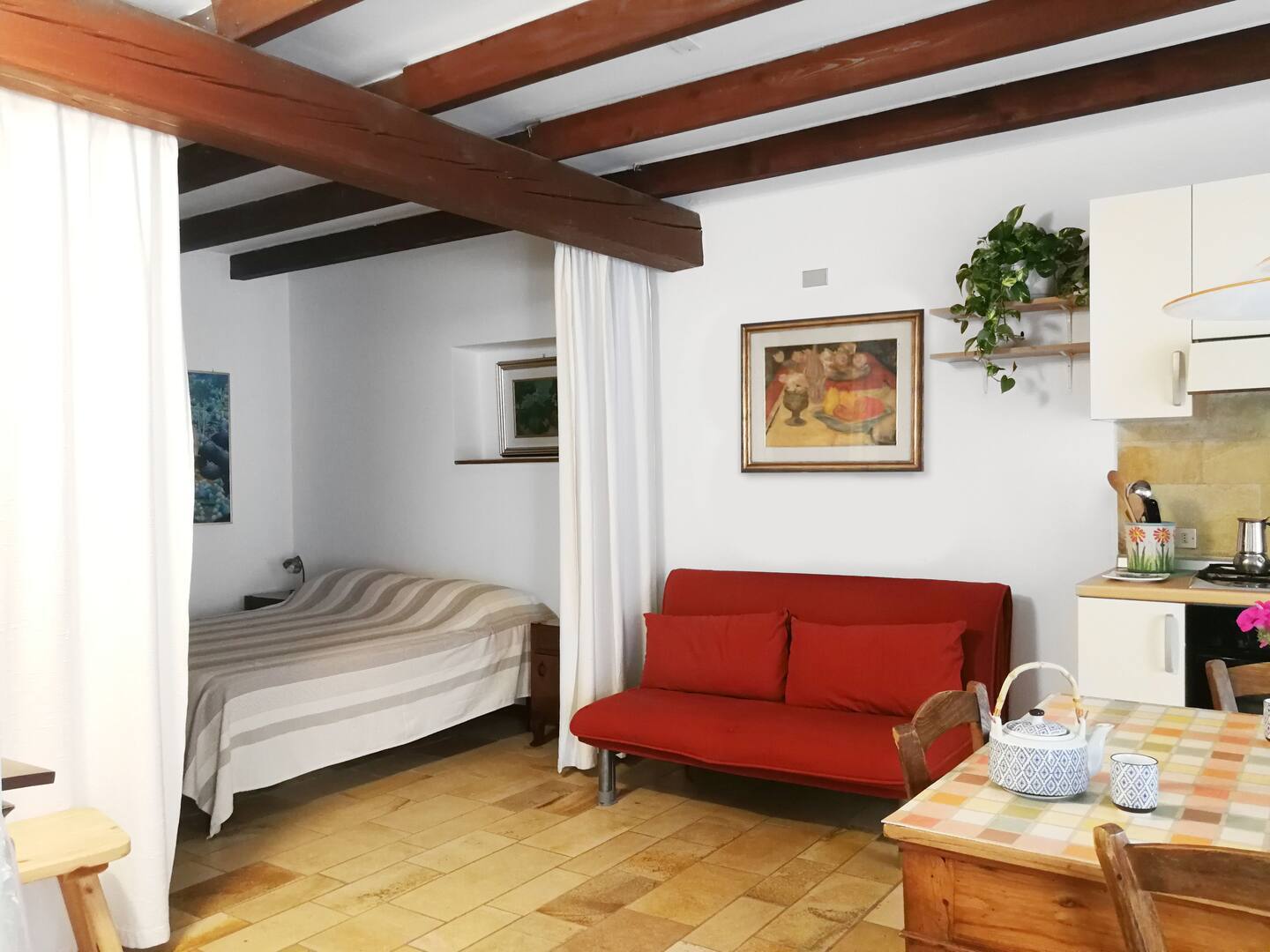 5e730504-04b0-40e3-960b-1e0cf37a3a1e