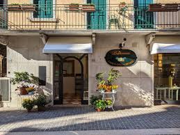 dolci della regina pastry caffe icecream garda